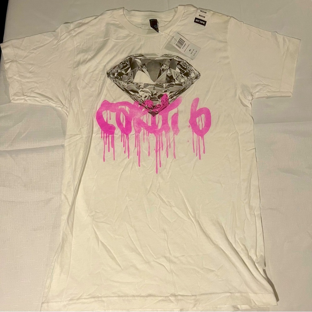 Cardi B Diamond Tour Shirt Short Sleeve Band Tee Merch Rap Tee Medium